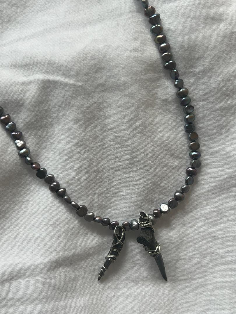 Vicente pearl fossil necklace